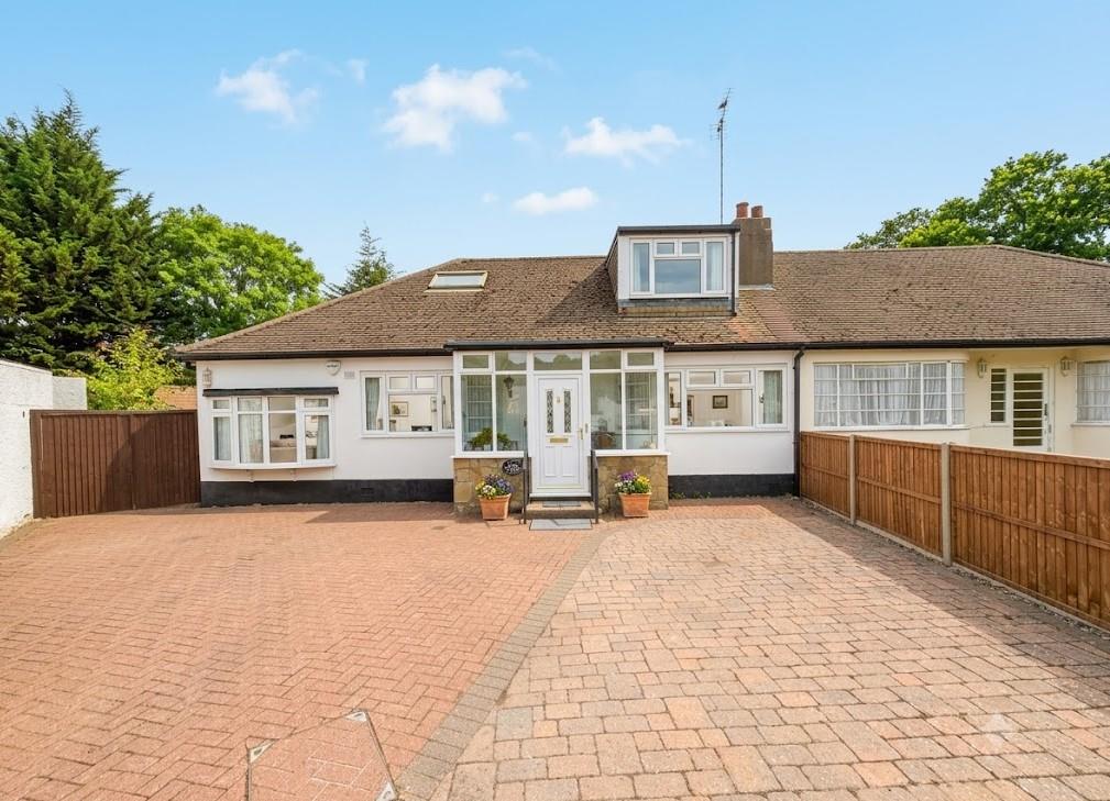 Copthall Gardens, Mill Hill, NW7, London